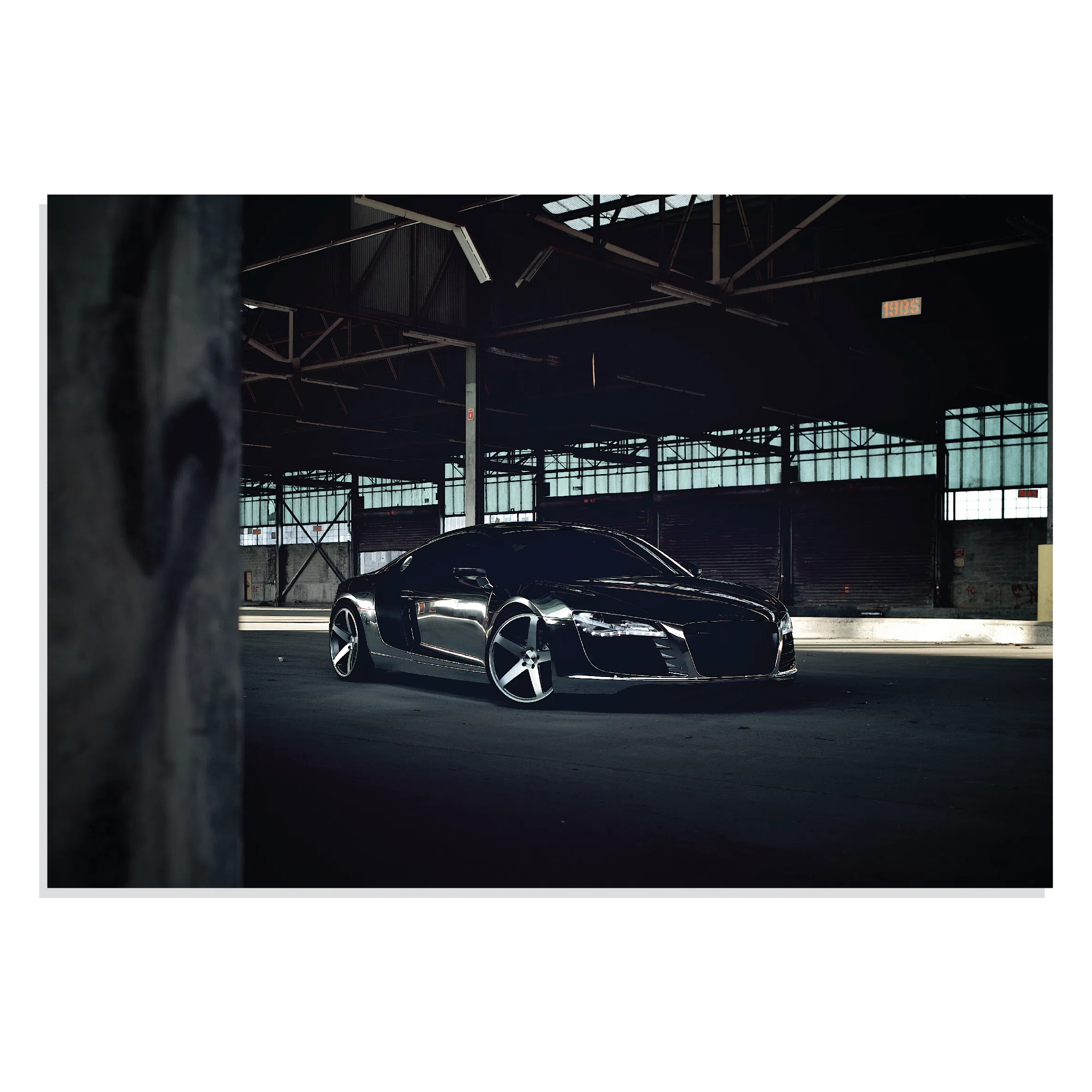 پوستر طرح ماشین آيودی آر 8 کروم - Audi R8 Chrome مدل NV0622