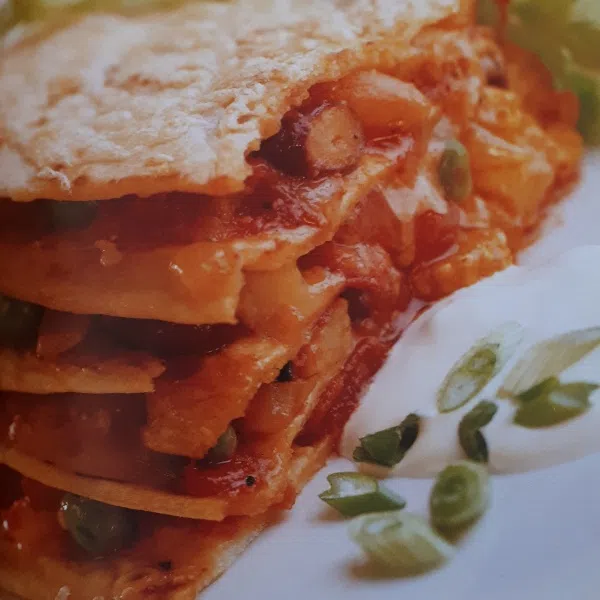 كتاب Meals in minutes اثر Ainsley Harriotts انتشارات بی بی سی — تصویر 2