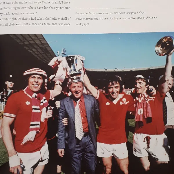 كتاب Manchester United اثر جمعي از نويسندگان انتشارات Orion — تصویر 2