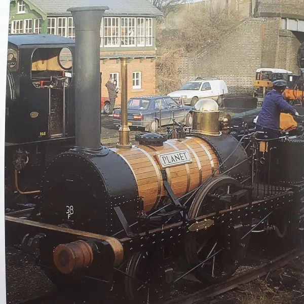 كتاب British Steam Railways اثر David Ross انتشارات Parragon — تصویر 2